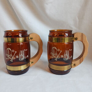 Vintage MCM Siesta Ware Western Wagon Wheel Mugs